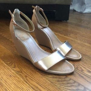 Seychelles wedges - size 8 1/2
